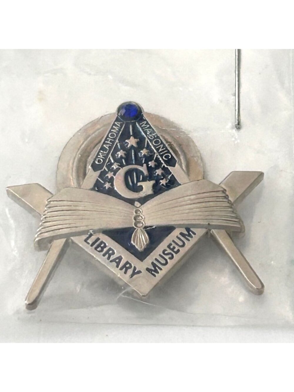 Oklahoma Masonic Library Museum Pin Badge With Blue Gem/Rhinestone